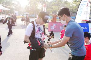 BIB: 
                            <button type="button" onclick="openModal(13716140)" class="btn btn-primary btn-sm float-right btn-popup" data-toggle="modal" data-target=".modal-high-quality">
                        <i class="fas fa-shopping-cart"></i> Add to Cart
                    </button>
                                            <button type="button" onclick="isThisMe(13716140, true)" class="btn btn-success btn-sm float-right btn-popup btn-isme hidden" data-toggle="tooltip" data-placement="bottom" title="นี่คือรูปของคุณใช่ไหม คลิกที่นี่เพื่อเอาเข้าอัลบั้ม">
                        <i class="fas fa-plus"></i> Add to album
                    </button>
                    <button type="button" onclick="isThisMe(13716140, false)" class="btn btn-warning btn-sm float-right btn-popup btn-isnotme hidden">
                        <i class="fas fa-ban"></i> Remove from album
                    </button>